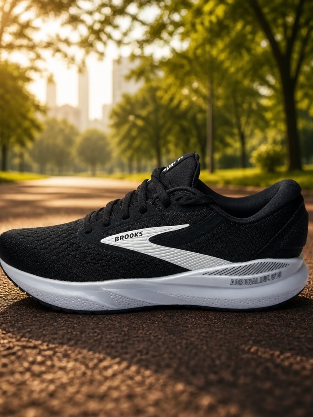 Brooks Adrenaline GTS 24 Women size 9.5 Running Shoe - Black & White